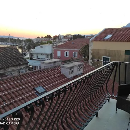 Sumic Harbour View Apartamento Makarska