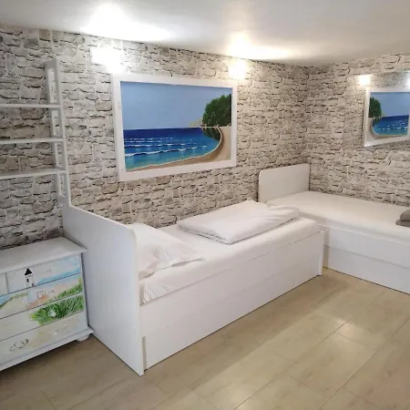 Sumic Harbour View Apartamento Makarska