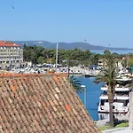 Sumic Harbour View Apartment *