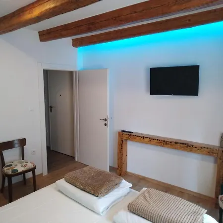 Sumic Harbour View Makarska