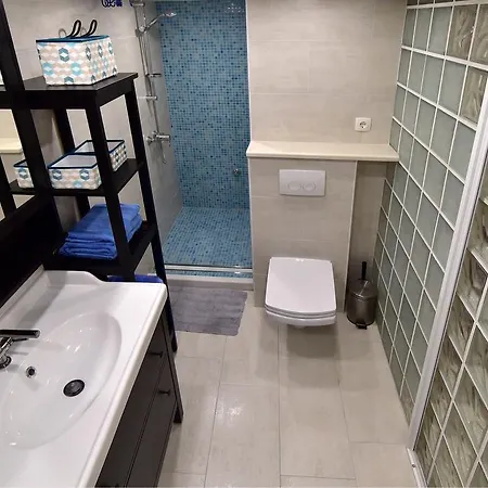 Sumic Harbour View Apartament Makarska