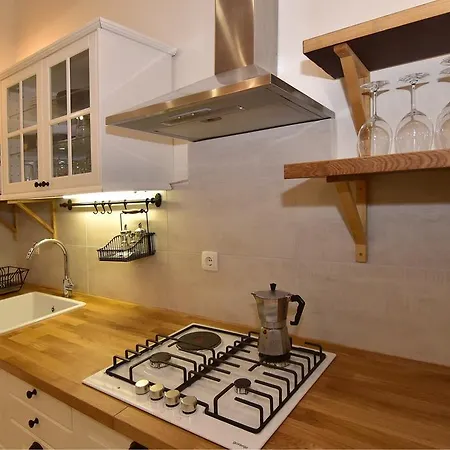 Sumic Harbour View * Makarska